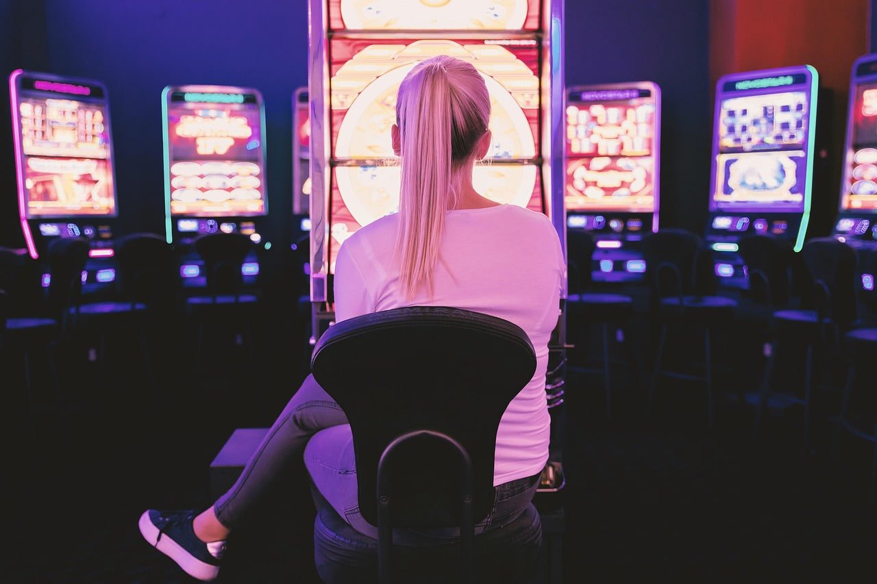 100judi mobile gaming